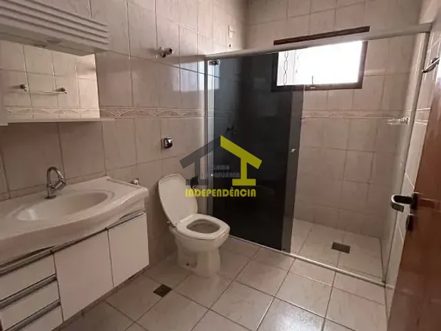 Casa com 227m² 3 quartos e 1 banheiro, à venda, no bairro Vila Brasileira em Itatiba