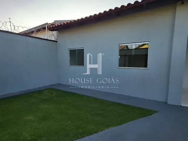 Casa com 180m² 3 quartos e 1 banheiro, à venda, no bairro Residencial Santa Fé em Goiânia