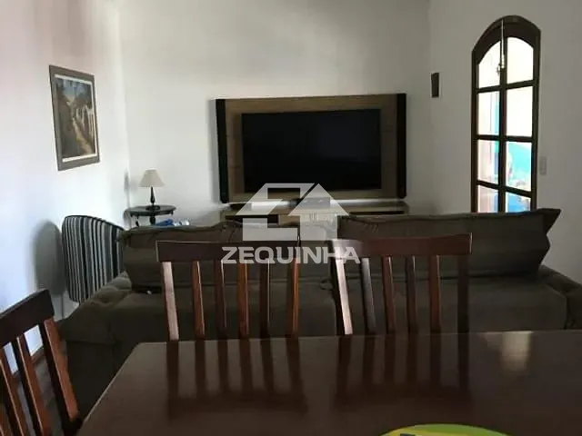 Casa com 66m² 5 quartos e 4 banheiros, à venda, no bairro Quitauna em Osasco