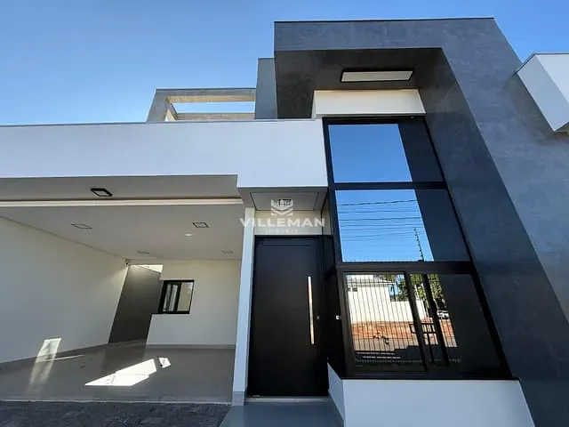 Casa com 230m² 3 quartos e 3 banheiros, à venda, no bairro Jardim Guaporé em Maringá