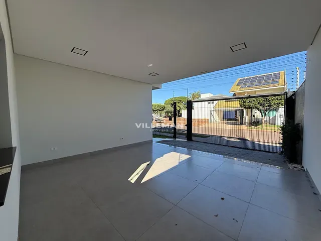 Casa com 230m² 3 quartos e 3 banheiros, à venda, no bairro Jardim Guaporé em Maringá