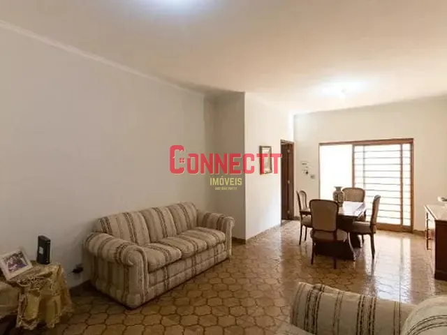 Casa com 266m² 3 quartos e 2 banheiros, à venda, no bairro Jardim Sao Luiz em Ribeirão Preto