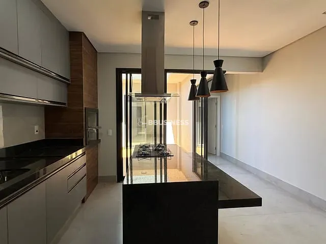 Casa 3 quartos e 4 banheiros, à venda, no bairro Vila Monte Alegre em Paulínia