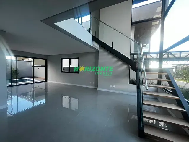 Casa com 257m² 4 quartos e 5 banheiros, à venda, no bairro Residencial São Francisco em São José dos Campos