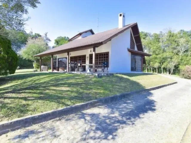 Casa com 10481m² 5 quartos e 7 banheiros, à venda, no bairro Pilarzinho em Curitiba