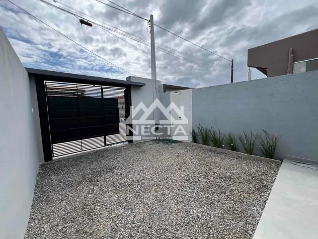 Casa com 125m² 2 quartos e 1 banheiro, à venda, no bairro Balneário dos Golfinhos em Caraguatatuba