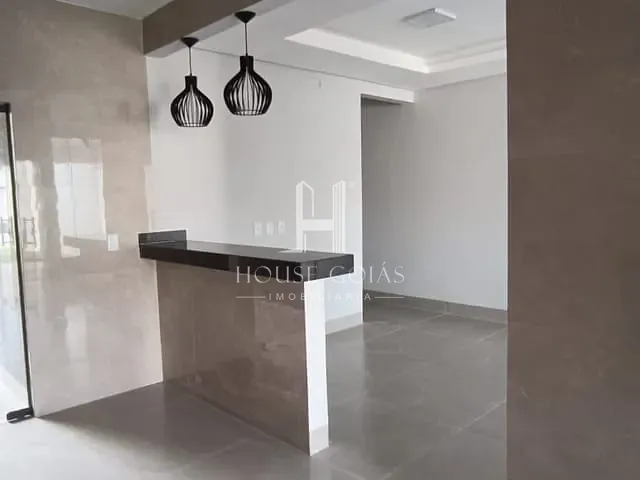 Casa com 124m² 3 quartos e 3 banheiros, à venda, no bairro Setor Serra Dourada - 3ª Etapa em Aparecida de Goiânia