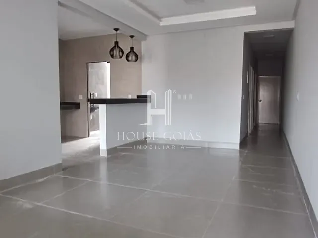 Casa com 124m² 3 quartos e 3 banheiros, à venda, no bairro Setor Serra Dourada - 3ª Etapa em Aparecida de Goiânia