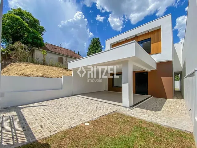 Casa com 250m² 3 quartos e 3 banheiros, à venda, no bairro Hamburgo Velho em Novo Hamburgo