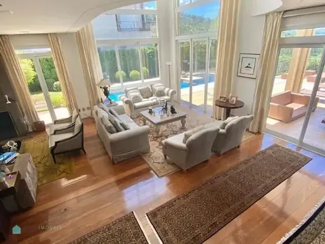 Casa com 1000m² 5 quartos e 8 banheiros, à venda, no bairro Tamboré em Santana de Parnaíba