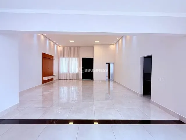 Casa 3 quartos e 5 banheiros, à venda, no bairro Jardim Green Park Residence em Hortolândia