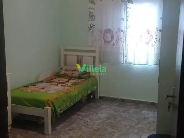 Casa 2 quartos e 1 banheiro, à venda, no bairro Jardim Caiubi em Itaquaquecetuba