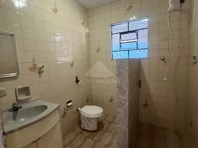 Casa com 250m² 6 quartos e 4 banheiros, à venda, no bairro Jardim São Judas em Mauá