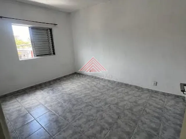Casa com 250m² 6 quartos e 4 banheiros, à venda, no bairro Jardim São Judas em Mauá