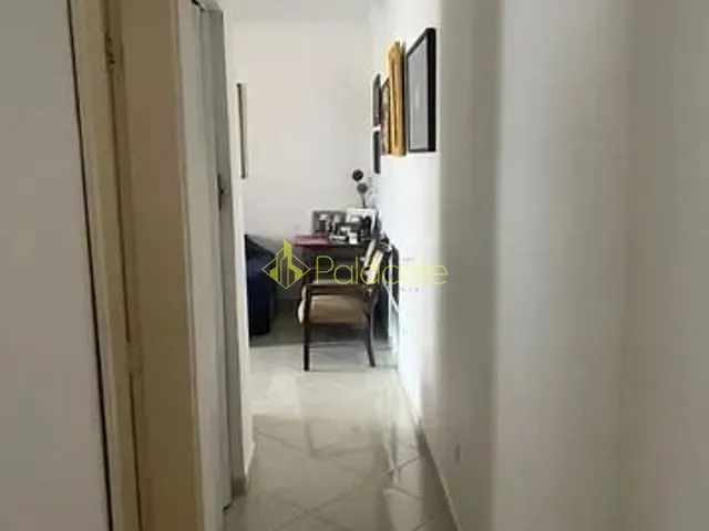 Casa com 250m² 2 quartos e 2 banheiros, à venda, no bairro Residencial Estoril em Taubaté