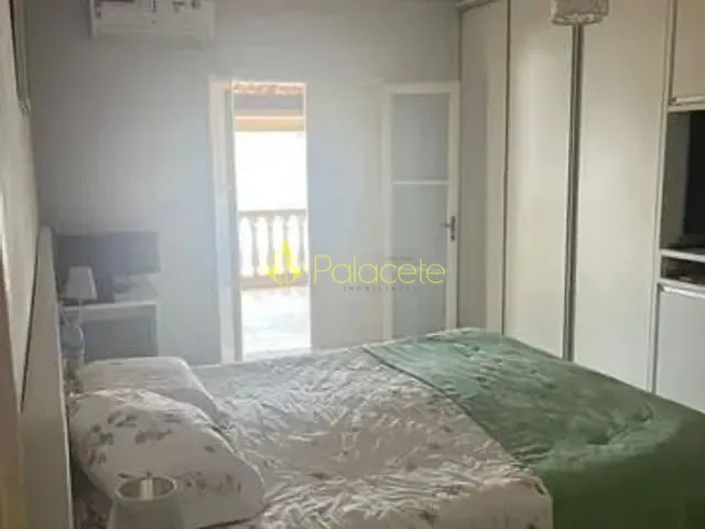 Casa com 250m² 2 quartos e 2 banheiros, à venda, no bairro Residencial Estoril em Taubaté
