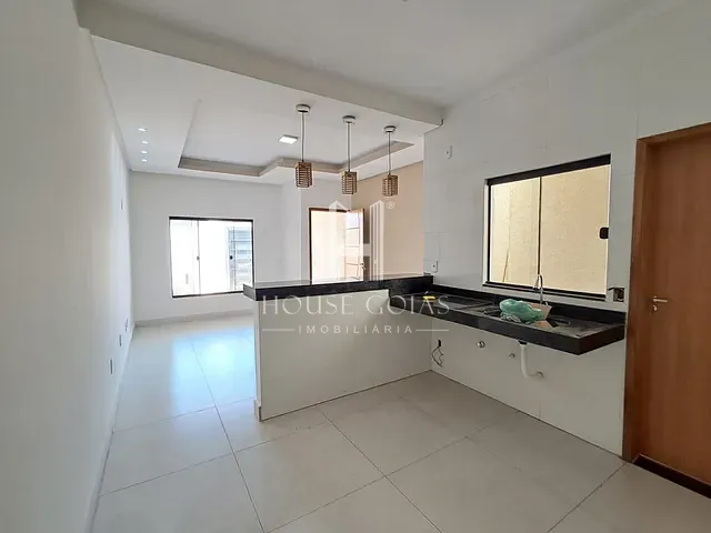 Casa com 150m² 3 quartos e 1 banheiro, à venda, no bairro Setor Barcelos em Trindade