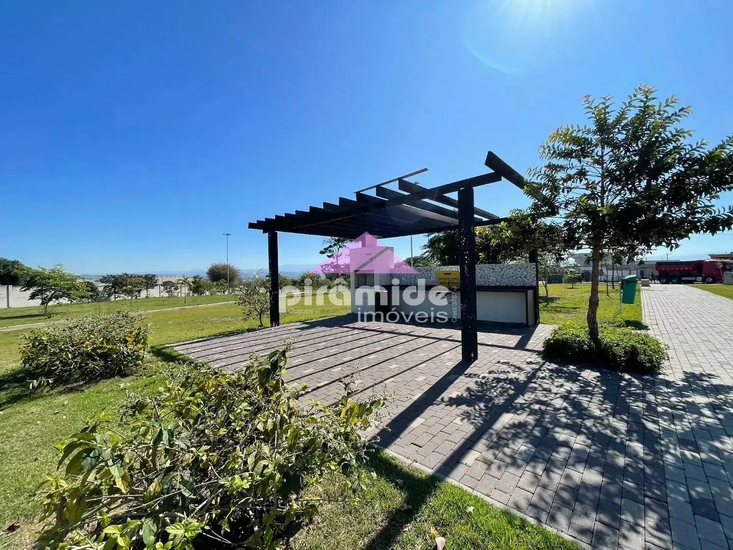 Casa, 4 quartos, 230 m² - Foto 47