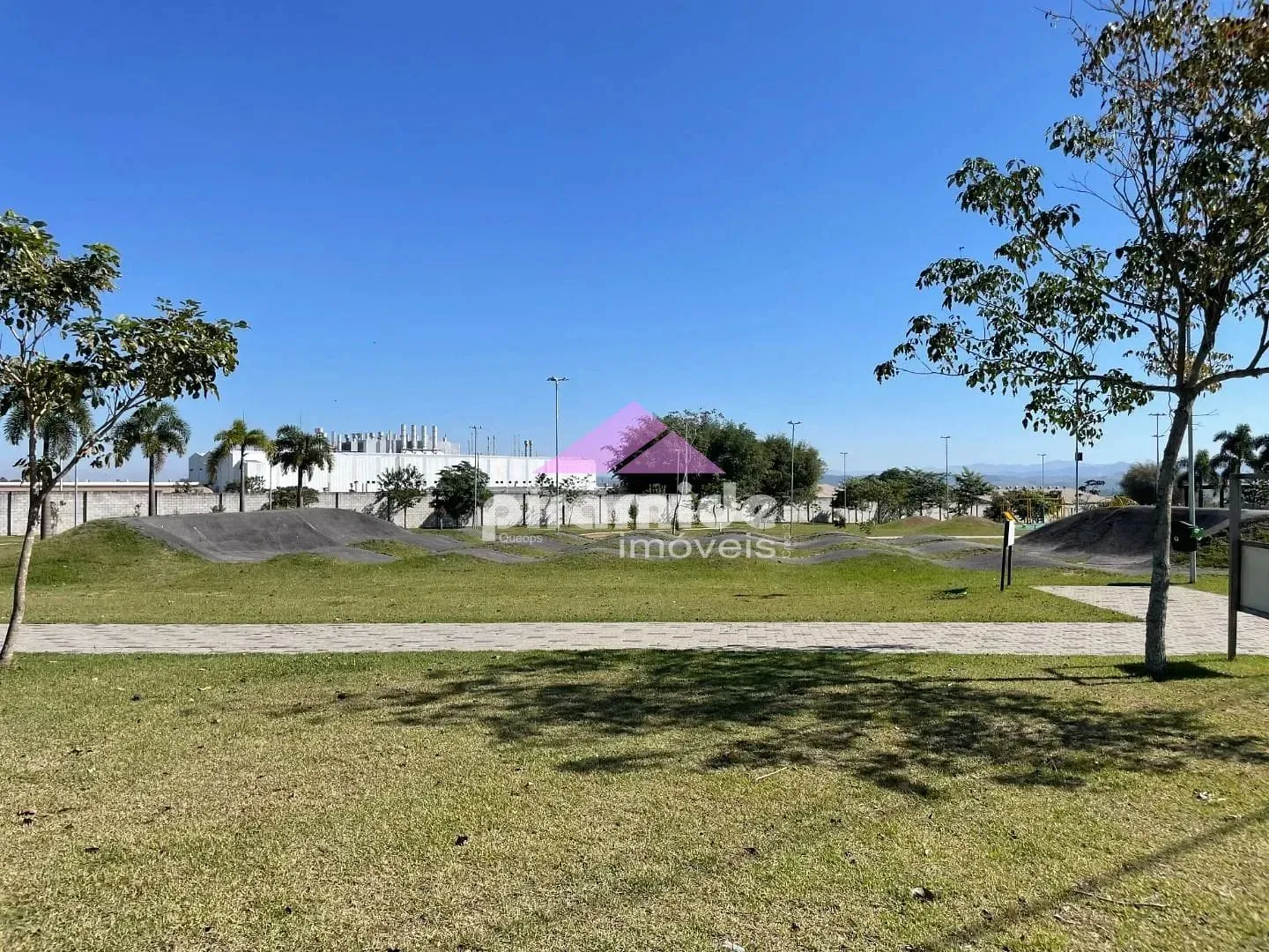 Casa, 4 quartos, 230 m² - Foto 56