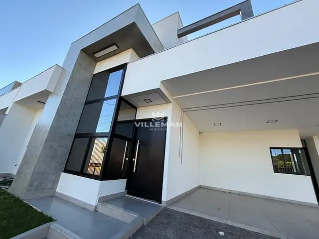 Casa com 250m² 3 quartos e 3 banheiros, à venda, no bairro Jardim Guaporé em Maringá