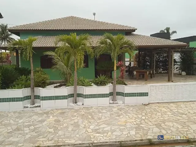 Casa 3 quartos e 3 banheiros, à venda, no bairro Morada da Praia em Bertioga