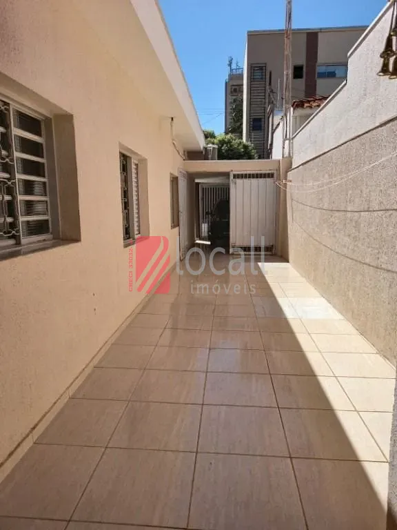 Casa com 3 quartos à venda, 243m² — foto 17 de 17