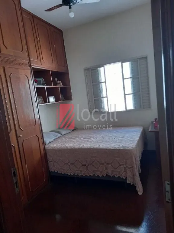 Casa com 3 quartos à venda, 243m² — foto 7 de 17