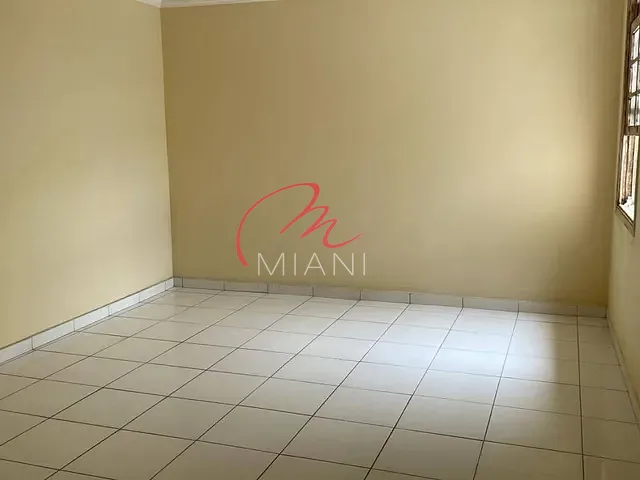 Casa 3 quartos e 1 banheiro, para alugar, no bairro Vila Monumento em São Paulo