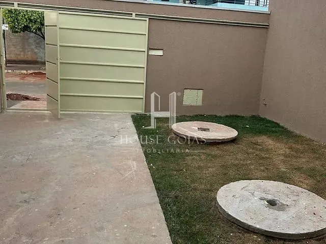 Casa com 180m² 2 quartos e 2 banheiros, à venda, no bairro Setor Campos em Santo Antônio de Goiás