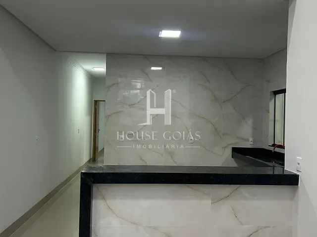 Casa com 180m² 2 quartos e 2 banheiros, à venda, no bairro Setor Campos em Santo Antônio de Goiás