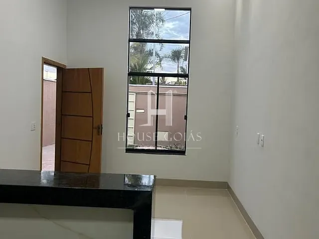 Casa com 180m² 2 quartos e 2 banheiros, à venda, no bairro Setor Campos em Santo Antônio de Goiás