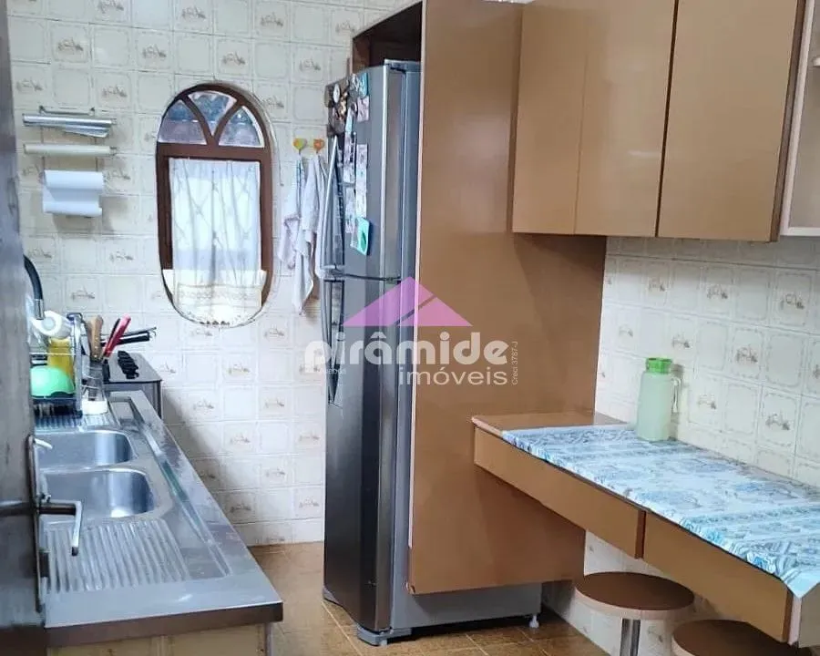 Casa, 3 quartos, 232 m² - Foto 7