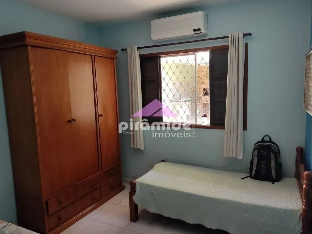 Casa, 3 quartos, 232 m² - Foto 10