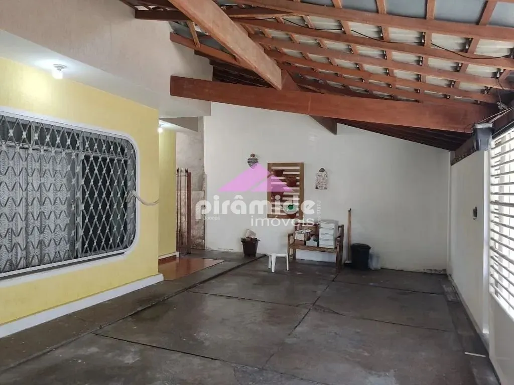 Casa, 3 quartos, 232 m² - Foto 4
