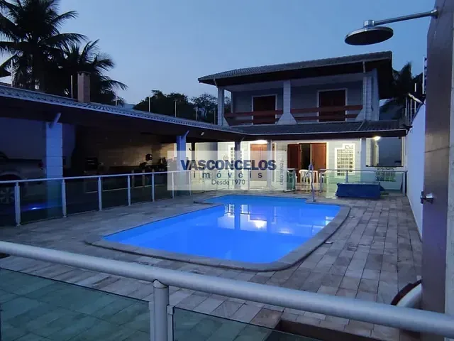 Casa com 304m² 3 quartos e 4 banheiros, à venda, no bairro Maranduba em Ubatuba
