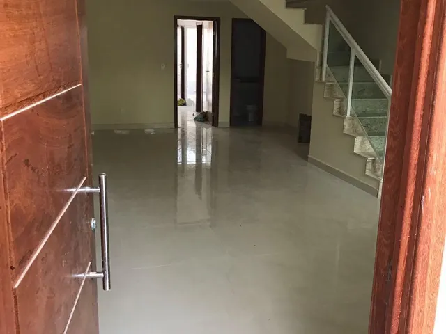 Casa 3 quartos e 4 banheiros, à venda, no bairro São Marcos em Macaé