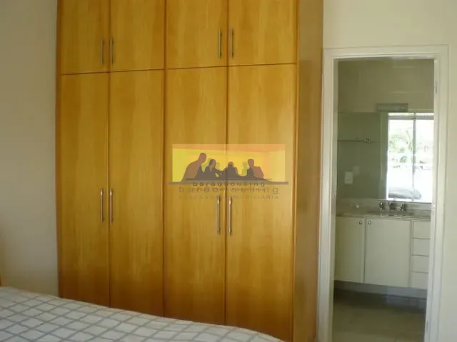 Casa com 800m² 4 quartos e 6 banheiros, à venda, no bairro Condômino Lagoa Serena em Campinas