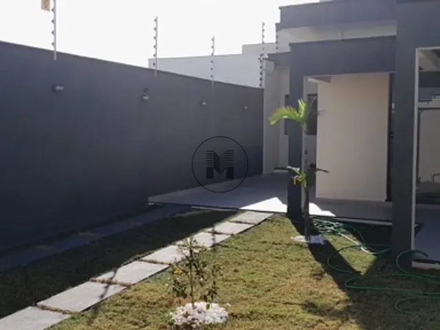 Casa 2 quartos e 2 banheiros, à venda, no bairro Areão em Taubaté