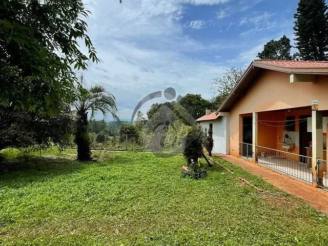Casa 3 quartos e 2 banheiros, para alugar, no bairro interior em Teutônia