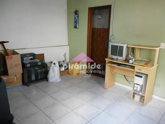 Casa com 250m² 3 quartos e 3 banheiros, à venda, no bairro Jardim Nova América em São José dos Campos