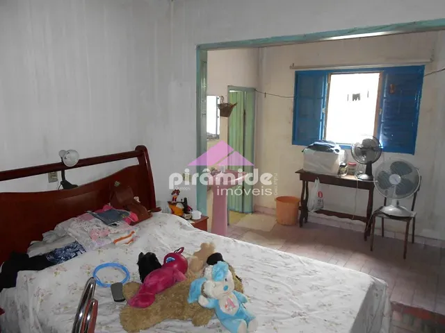 Casa com 250m² 3 quartos e 3 banheiros, à venda, no bairro Jardim Nova América em São José dos Campos