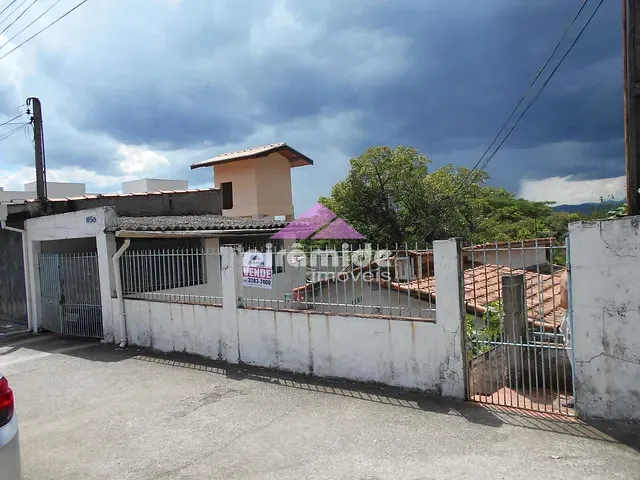 Casa com 250m² 3 quartos e 3 banheiros, à venda, no bairro Jardim Nova América em São José dos Campos