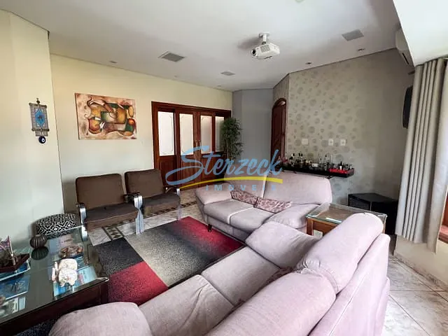 Casa com 370m² 4 quartos e 3 banheiros, à venda, no bairro Villaggio Capríccio em Louveira