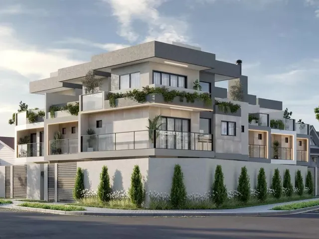 Casa 3 quartos e 5 banheiros, à venda, no bairro Água Verde em Curitiba