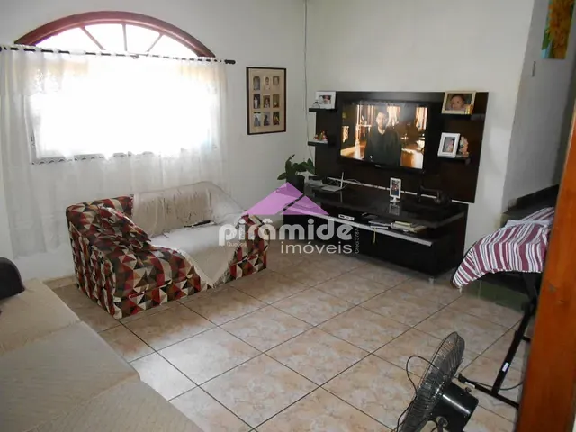 Casa com 250m² 3 quartos e 1 banheiro, à venda, no bairro Jardim Nova América em São José dos Campos