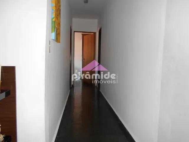 Casa com 250m² 3 quartos e 1 banheiro, à venda, no bairro Jardim Nova América em São José dos Campos