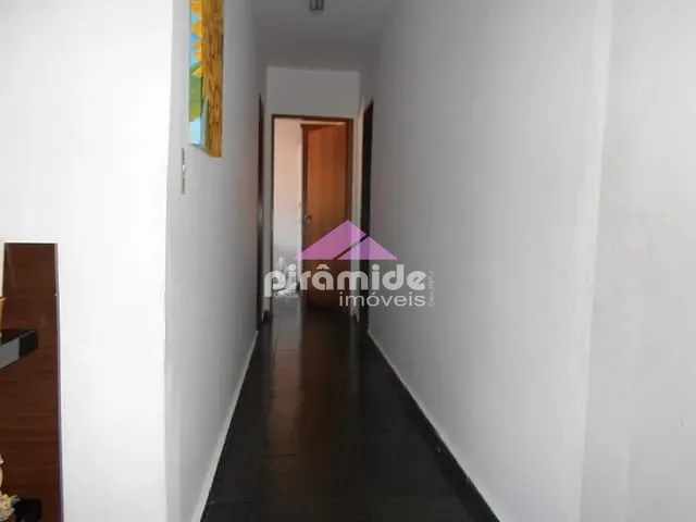 Casa com 250m² 3 quartos e 1 banheiro, à venda, no bairro Jardim Nova América em São José dos Campos