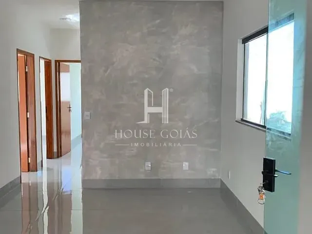 Casa com 264m² 3 quartos e 1 banheiro, à venda, no bairro Jardim Mont Serrat em Aparecida de Goiânia