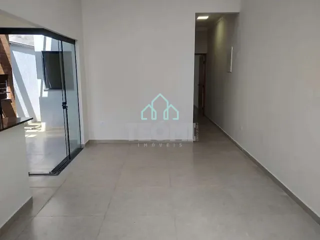 Casa 2 quartos e 2 banheiros, à venda, no bairro Areão em Taubaté