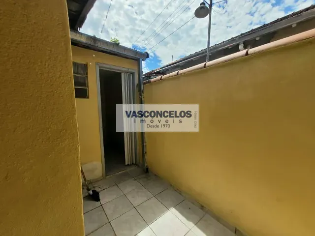 Casa com 60m² 1 quarto e 1 banheiro, para alugar, no bairro Centro em São José dos Campos